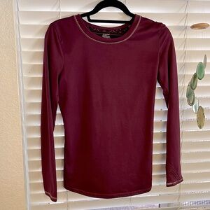 Cuddl Duds Top Womens Size M Long Sleeve Round Neck Climate Right Thumb Loop